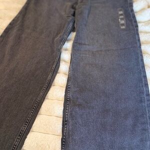 GAP Women's Wide Leg Jeans in Dark Gray